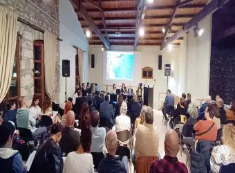 Εσπερίδα στην αίθουσα εκδηλώσεων του Μουσείου Σαμιακού Οίνου